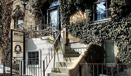 Mary Queen Of Scots Inn Halifax 2*,